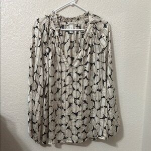 H&M Cream Long Sleeve Pleated Blouse